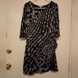 Robbie Bee Black and Gray Patterned Long Sleeve Dress